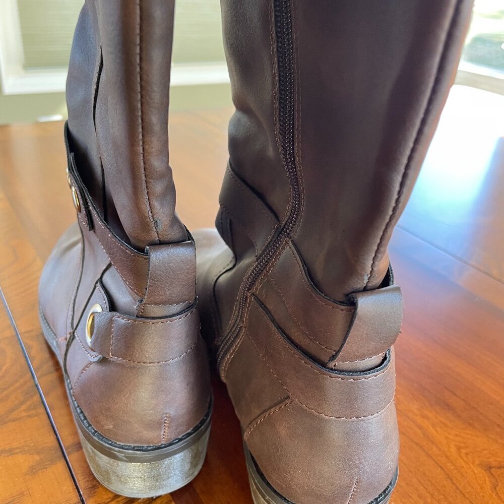 knee high brown boots size 9